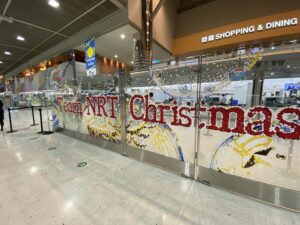 成田空港のクリスマスデコレーション