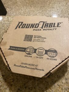 Round Table Pizzaのピザ