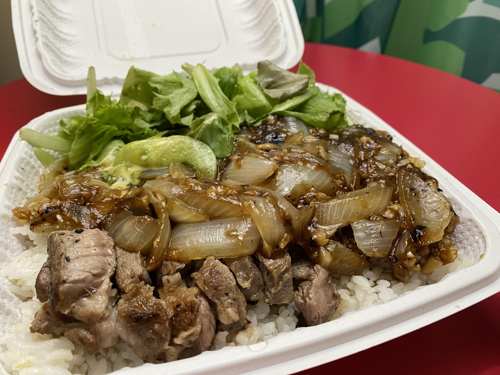 IRON GRILL HAWAIIの絶品鉄板焼きステーキ‼︎