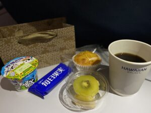 ハワイアン航空機内食朝食