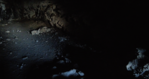 KANEANA洞窟の内部